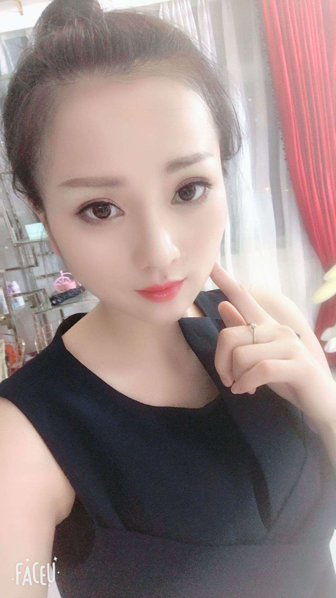 2020年10月23高挑清纯的小玉莹（36D）